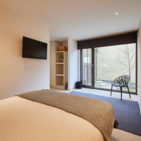 Host & - Sleeper Holiday home *